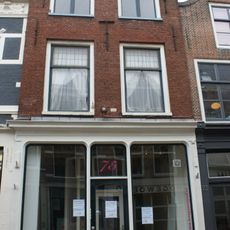 Hogewoerd 75, Leiden