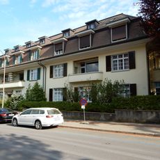 Double multiple dwellings (1932-33)