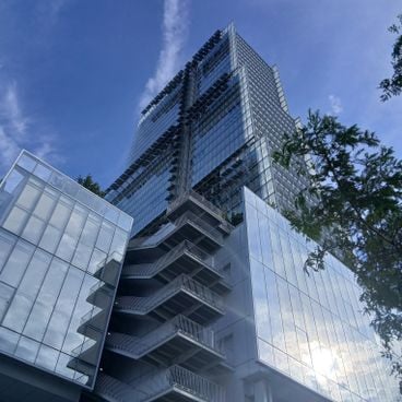 Renzo Piano's architecture: buildings, museums, and more.