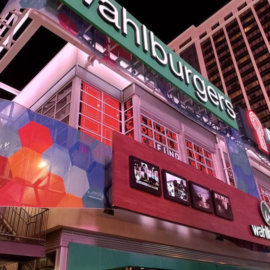 Wahlburgers
