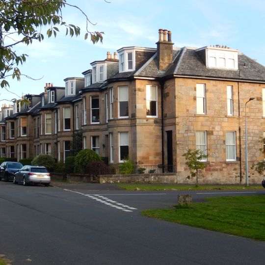 14 Glenan Gardens, Argyle Street West, Helensburgh