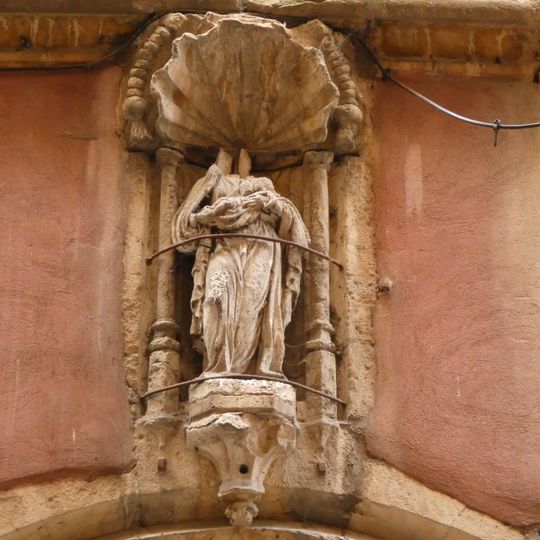 Vierge Mère de la rue des Trois Maries