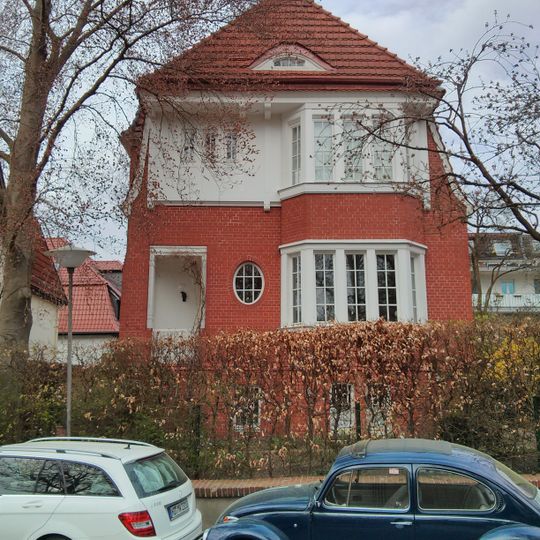 Wohnhaus Richard-Dehmel-Straße 2