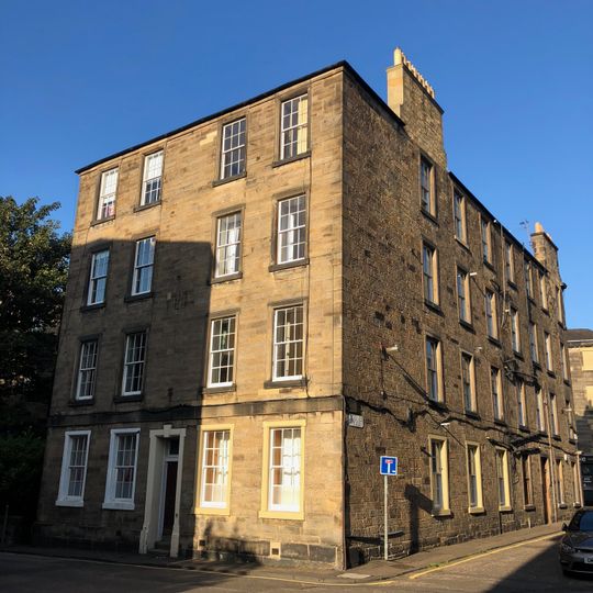 Edinburgh, 12 Sciennes Place