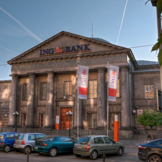 Zespół banku Małachowskiego 7