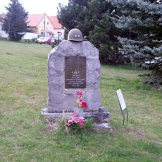 Památník v Dýšině
