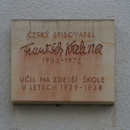 Pamětní deska Františka Křeliny na domě Komenského 46 v Českém Dubu