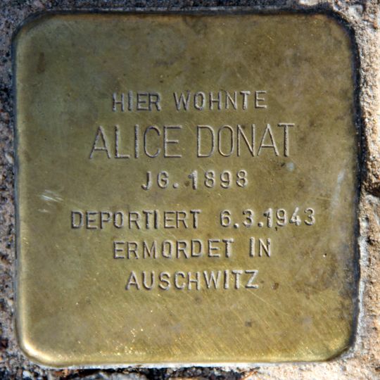 Stolperstein dedicated to Alice Donat