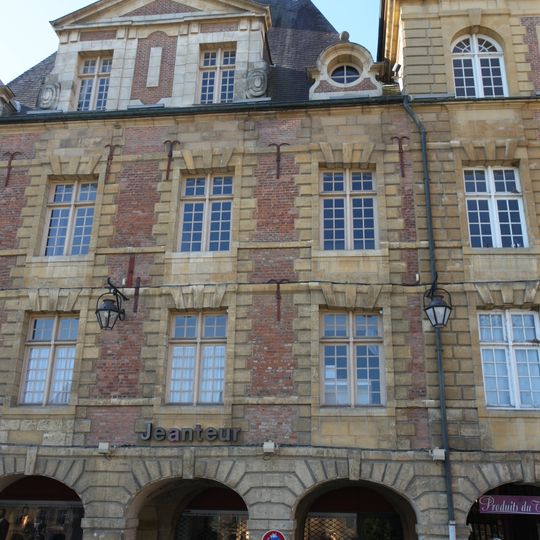 Immeuble, 11 place Ducale