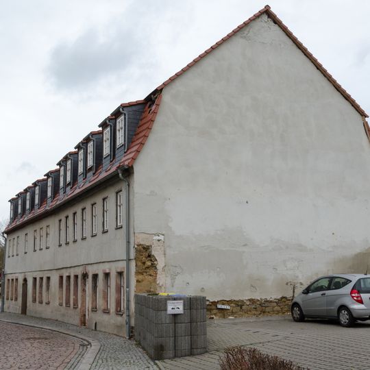 Wohnhaus in halboffener Bebauung Brauhofstraße 6