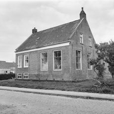 Fonteinstraat 2, Midlum