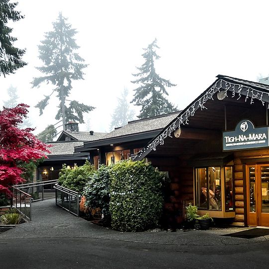 Tigh-Na-Mara Seaside Spa Resort
