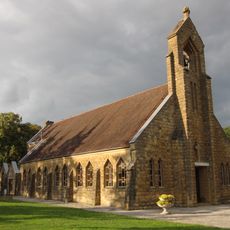 Église Sainte-Jehanne d'Entrange Cité