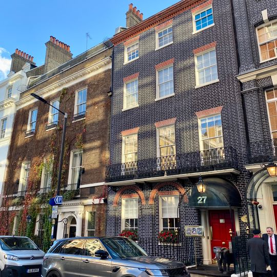 28, Curzon Street W1