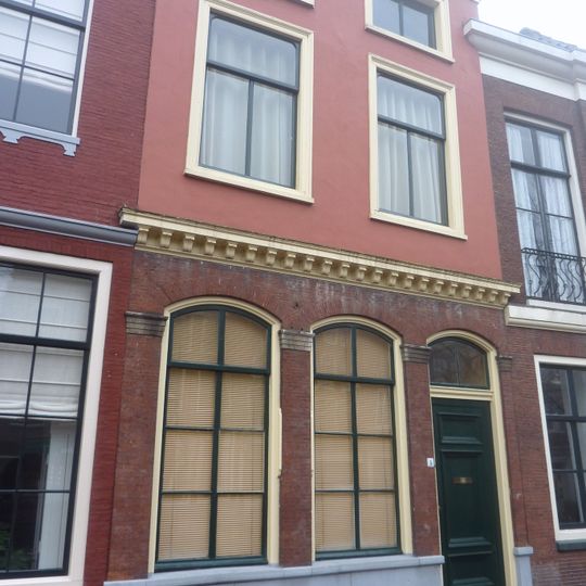 Oude Rijn 5, Leiden
