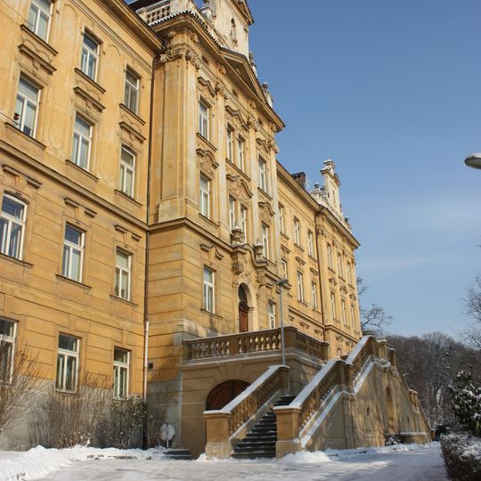 Budova školy pro neslyšící