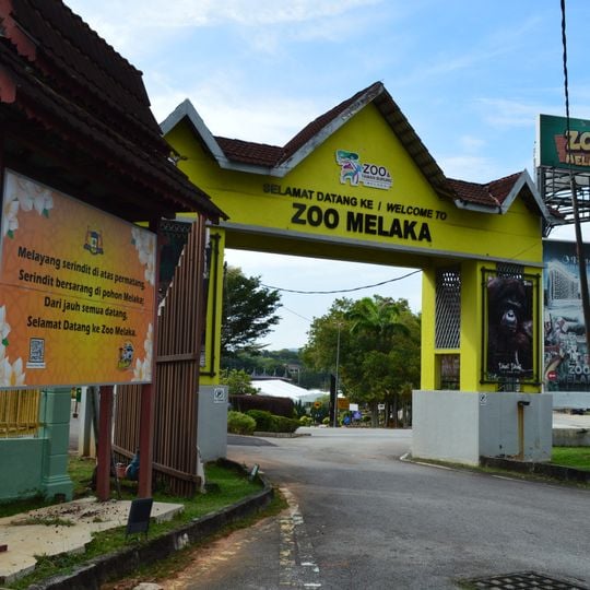 Melaka Zoo and Bird Park