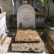 Grave of Naudet