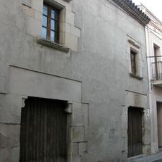 Conjunt de tres cases al carrer Corró, 67-71