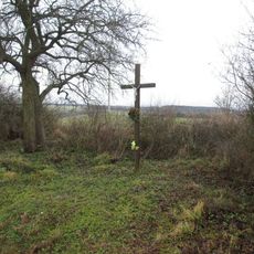 Kříž východně od Horního Hradiště