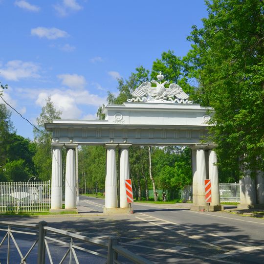 Nicholas Gate, Pavlovsk