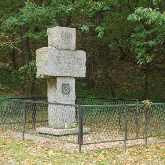 Pomnik żołnierzy AK w Nałęczowie