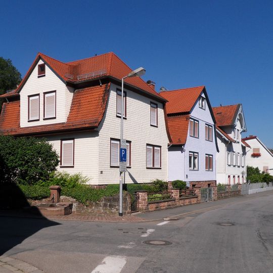 Sachteil: Mauereinfriedung