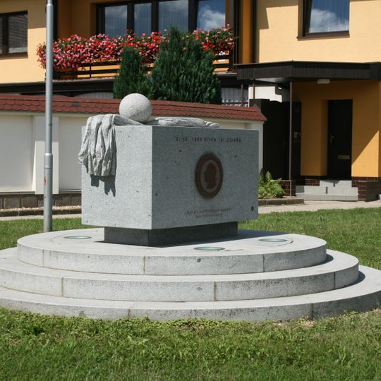 Memorial to french surgeon J. D. Larrey and his medics in Šlapanice