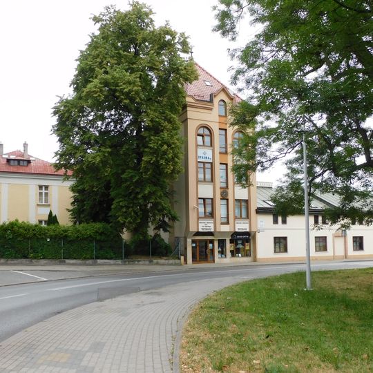 Budynek przy ulicy Moniuszki 10