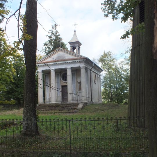 Zespół kościoła św. Stanisława w Komarno-Koloni