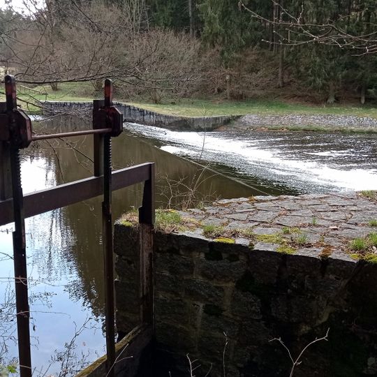 Weir on the Malše at Malče