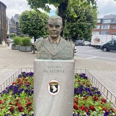 Général McAuliffe