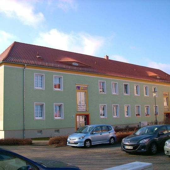 Mehrfamilienhaus der Wohnanlage Bahnhofsvorstadt August-Bebel-Straße 22a, 22b