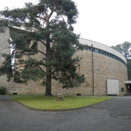 Katholische Pfarrkirche St. Pius