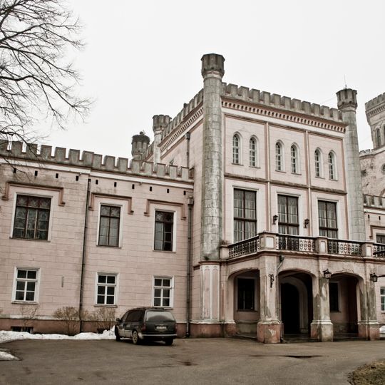 Vecauces muižas pils