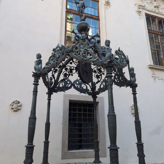 Work of art, sculpture