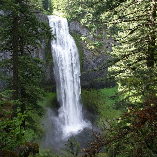 Salt Creek Falls