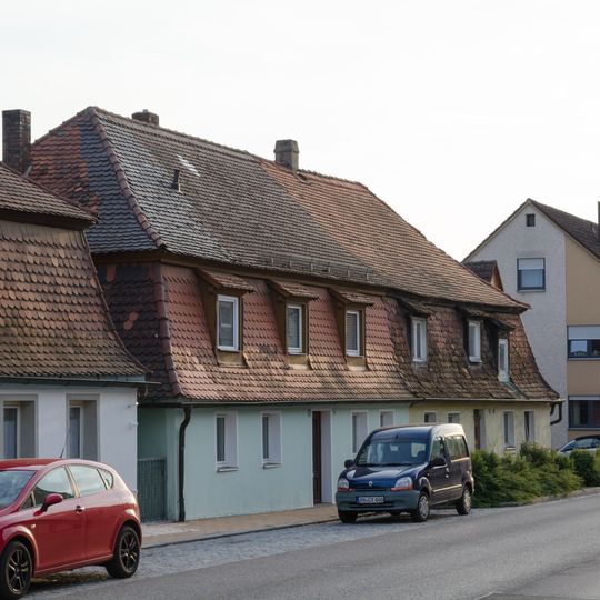 Neunstetterstraße 15, 17