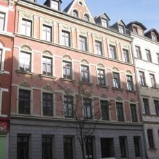 Mietshaus in geschlossener Bebauung Ludwig-Kirsch-Straße 17