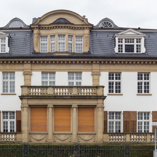 Kurt-Schumacher-Straße 10