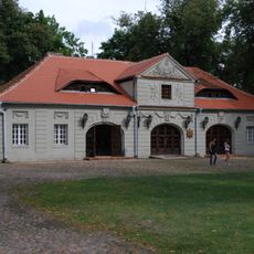 Wozownia w zespole pałacowym w Czerniejewie