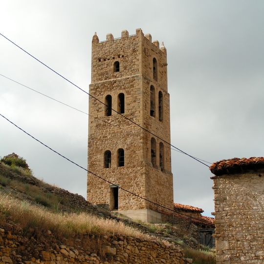 Torreón de Villarroya de los Pinares