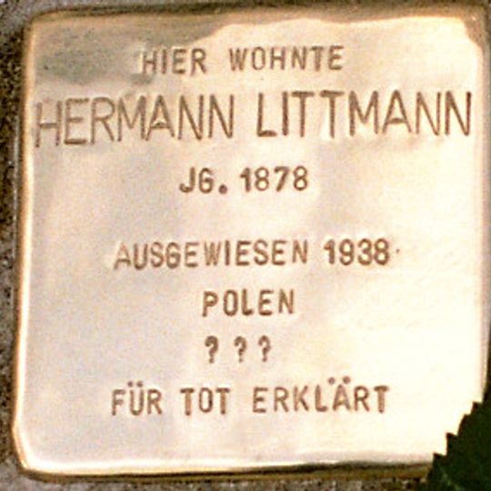 Stolperstein en memoria de Hermann Littmann