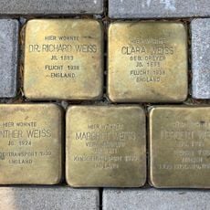 Stolperstein en memoria de Günther Weiss