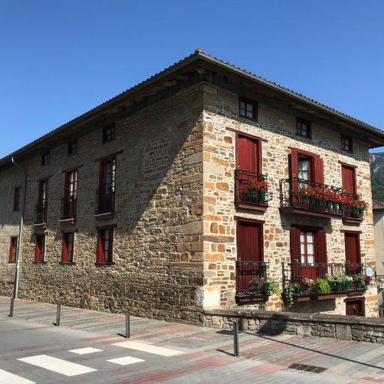Casa Aragoeta 1