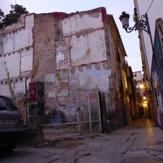 Retablo cerámico de la Virgen de los Desamparados en la Calle de En Gordó
