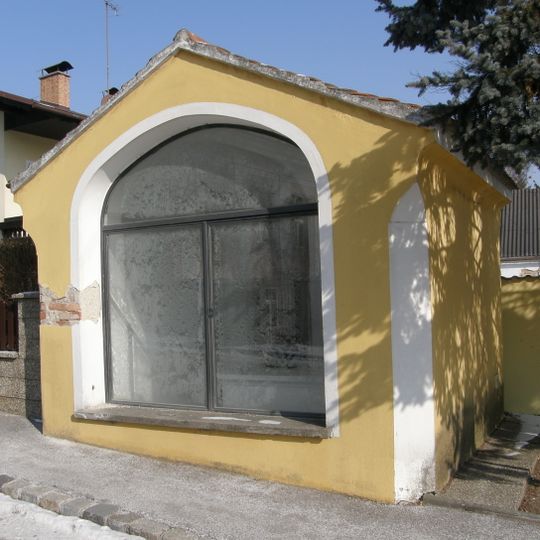 Wegkapelle, Urlaubergruppe