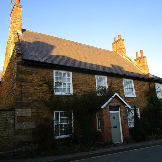 Worth House And Service Wing