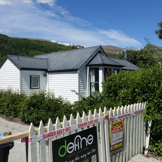 Cottage at 11 Anglesea Street