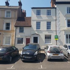 29 30, Castle Street